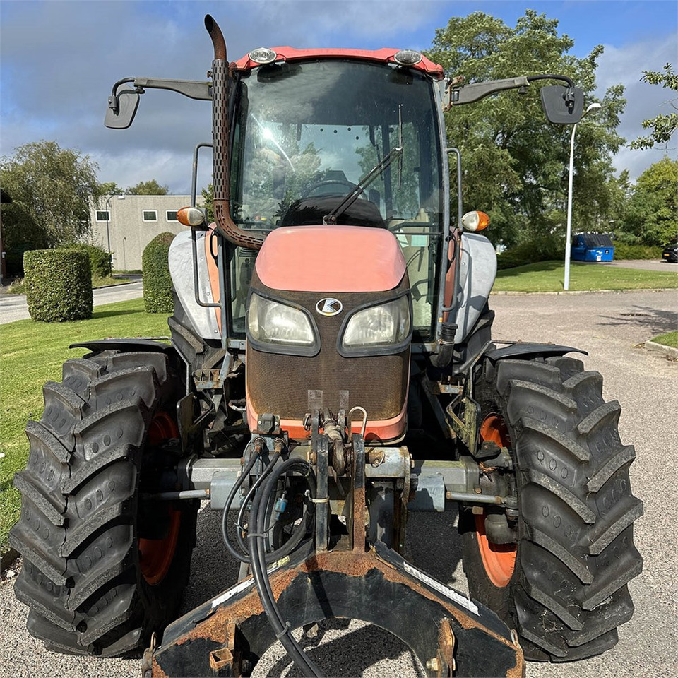 Kubota M 9540 2/4 WD - جرار: صورة 2 Kubota M 9540 2/4 WD - جرار: صورة 2