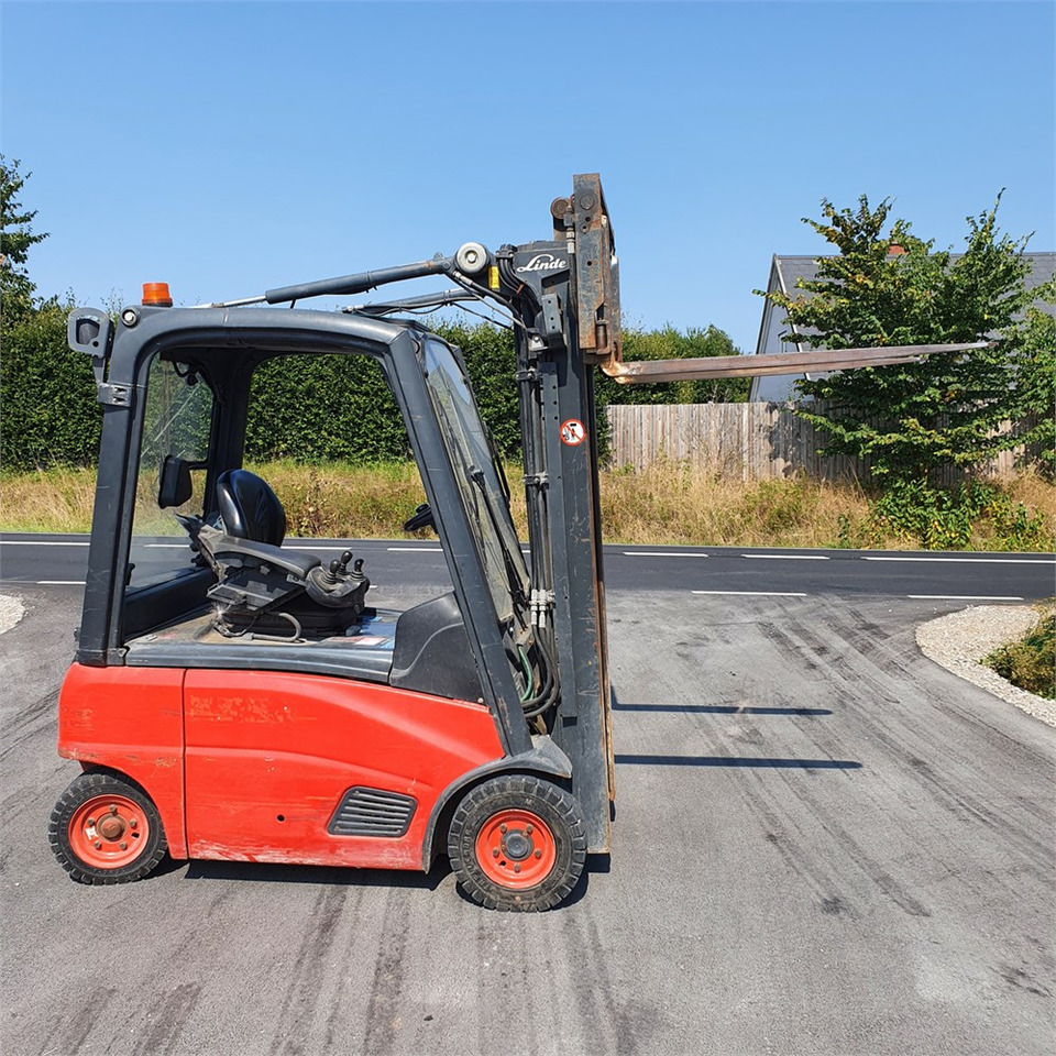 Linde H16 P-01 - رافعة شوكية: صورة 4 Linde H16 P-01 - رافعة شوكية: صورة 4