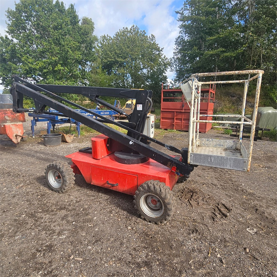 Manitou 100 AE - شاحنة ذراع مفصلي: صورة 1 Manitou 100 AE - شاحنة ذراع مفصلي: صورة 1