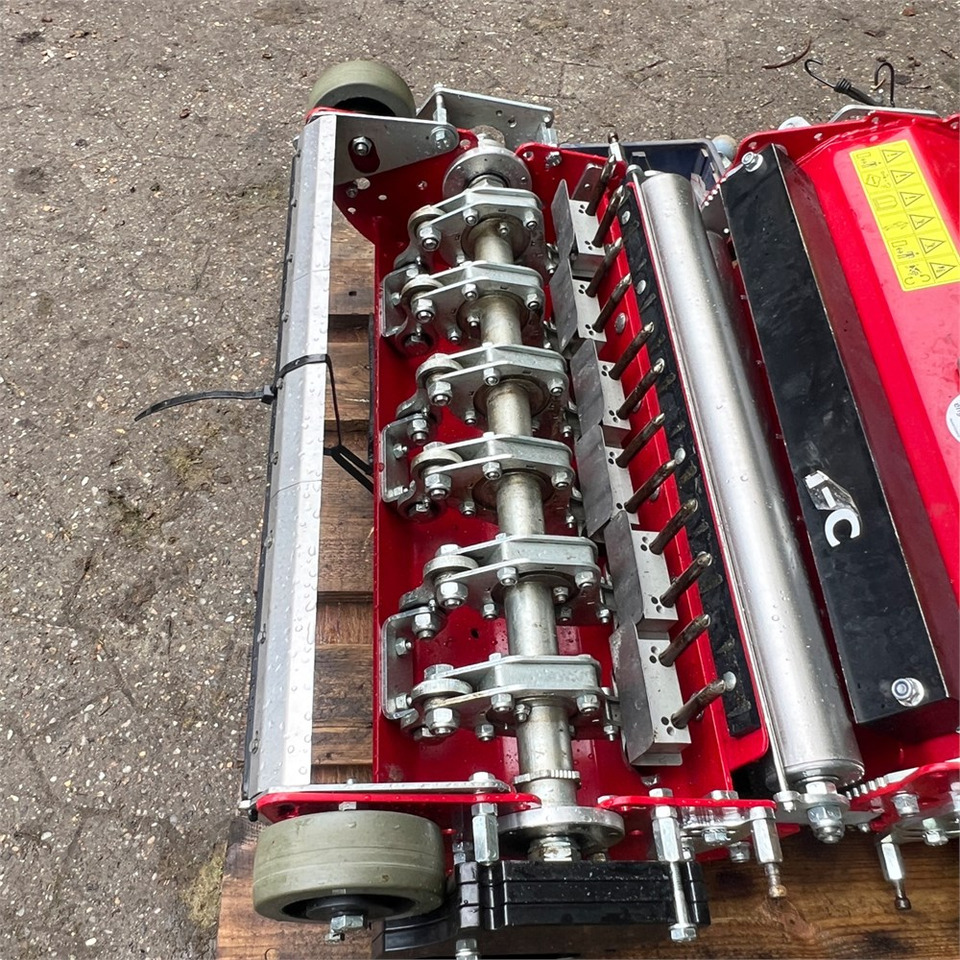 Maredo GT230 HiSpeed-Corer - جزازة أعشاب الحدائق: صورة 1 Maredo GT230 HiSpeed-Corer - جزازة أعشاب الحدائق: صورة 1