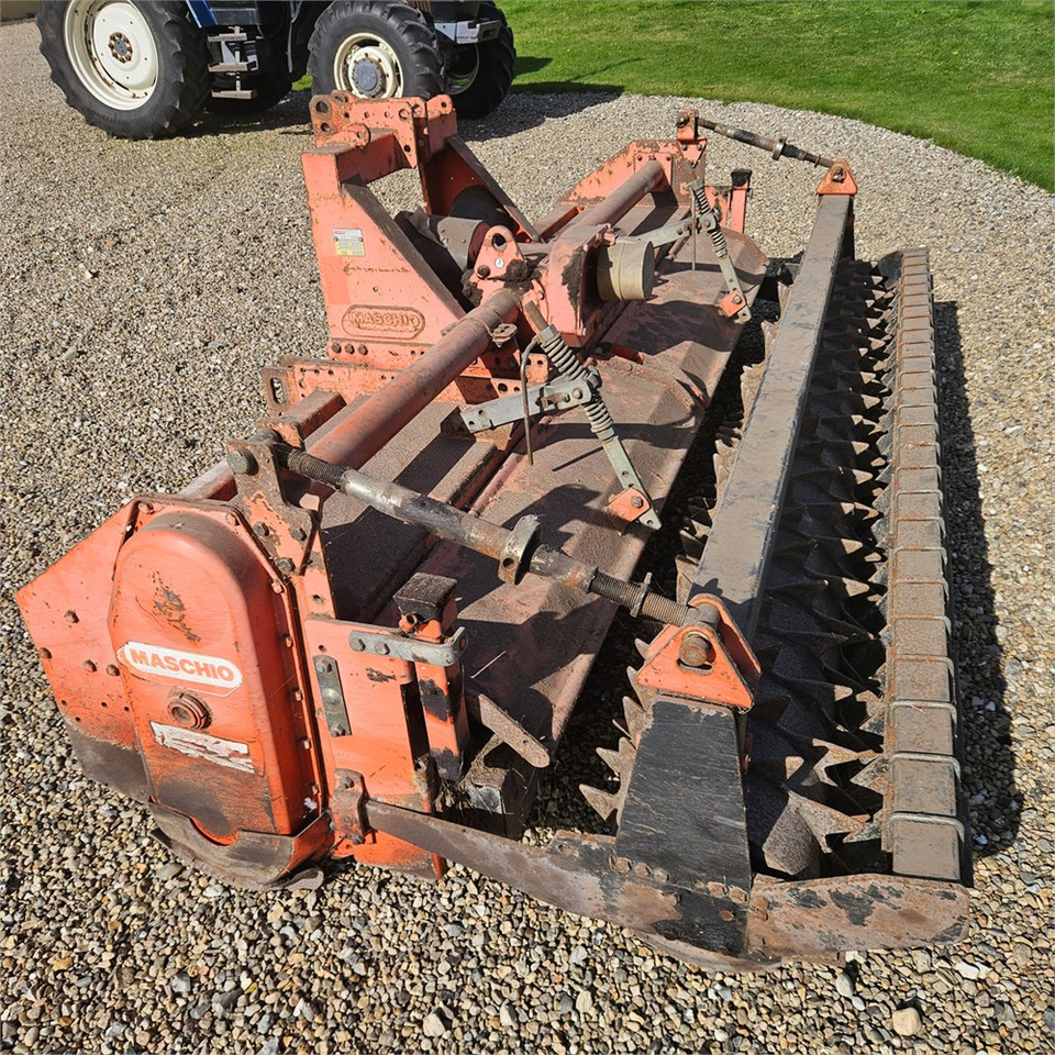 Maschio CB300 - محراث الدوار: صورة 4 Maschio CB300 - محراث الدوار: صورة 4