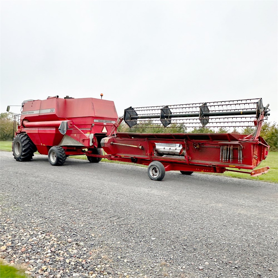 Massey Ferguson 36 - حصادة: صورة 5 Massey Ferguson 36 - حصادة: صورة 5