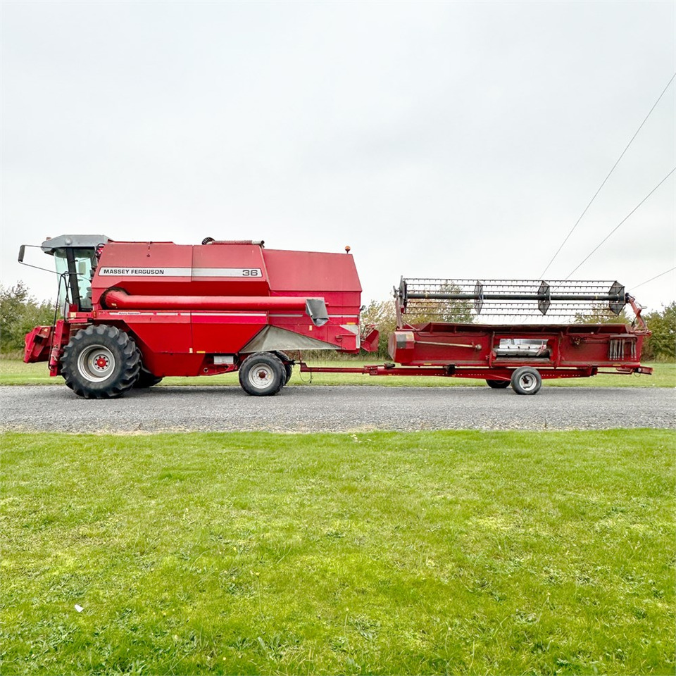 Massey Ferguson 36 - حصادة: صورة 4 Massey Ferguson 36 - حصادة: صورة 4