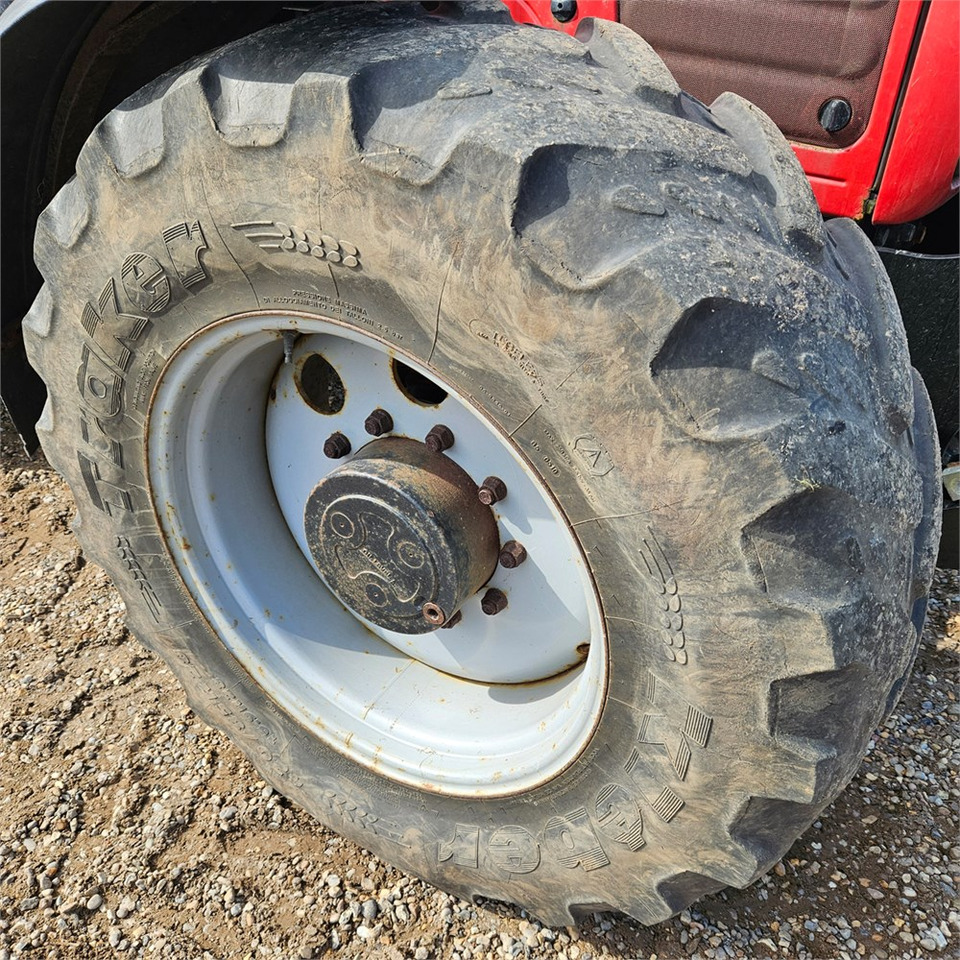 جرار Massey Ferguson 6480 Dyna-6: صورة 44