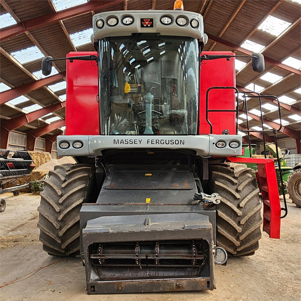 Massey Ferguson Centora 7282 - حصادة: صورة 4 Massey Ferguson Centora 7282 - حصادة: صورة 4