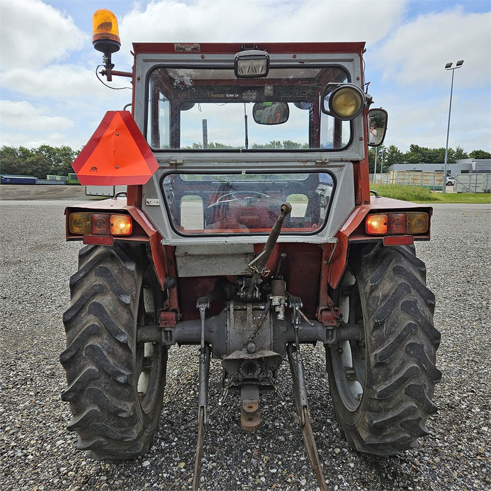 Massey Ferguson MF135 - جرار: صورة 4 Massey Ferguson MF135 - جرار: صورة 4
