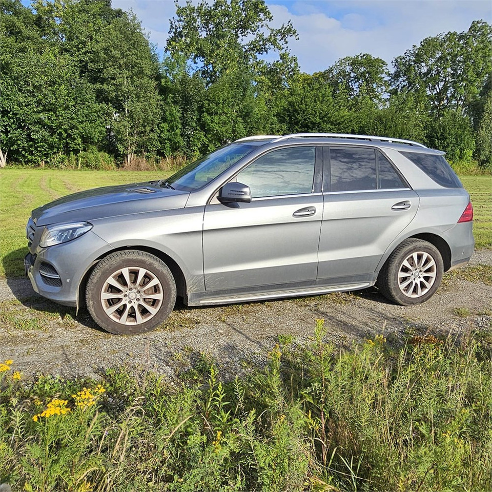 Mercedes GLE 350 4matic - سيارة: صورة 1 Mercedes GLE 350 4matic - سيارة: صورة 1