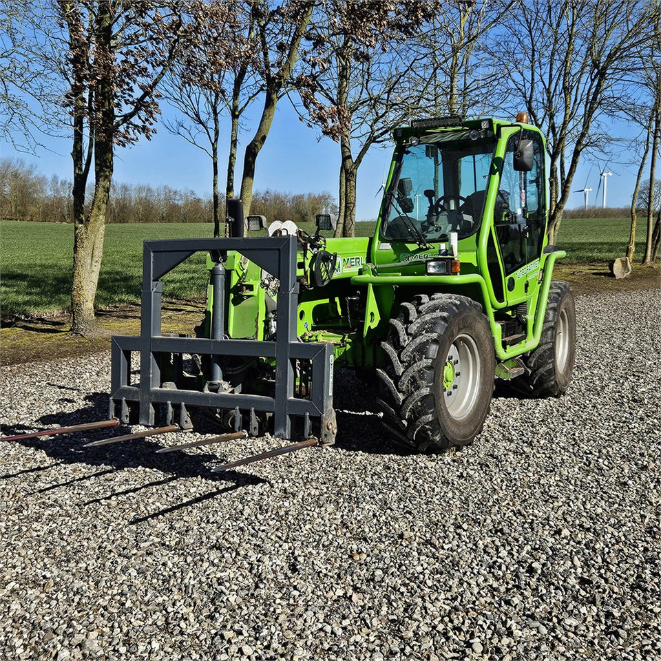 Merlo TURBO FARMER P40.7CS - رافعة تلسكوبية: صورة 3 Merlo TURBO FARMER P40.7CS - رافعة تلسكوبية: صورة 3