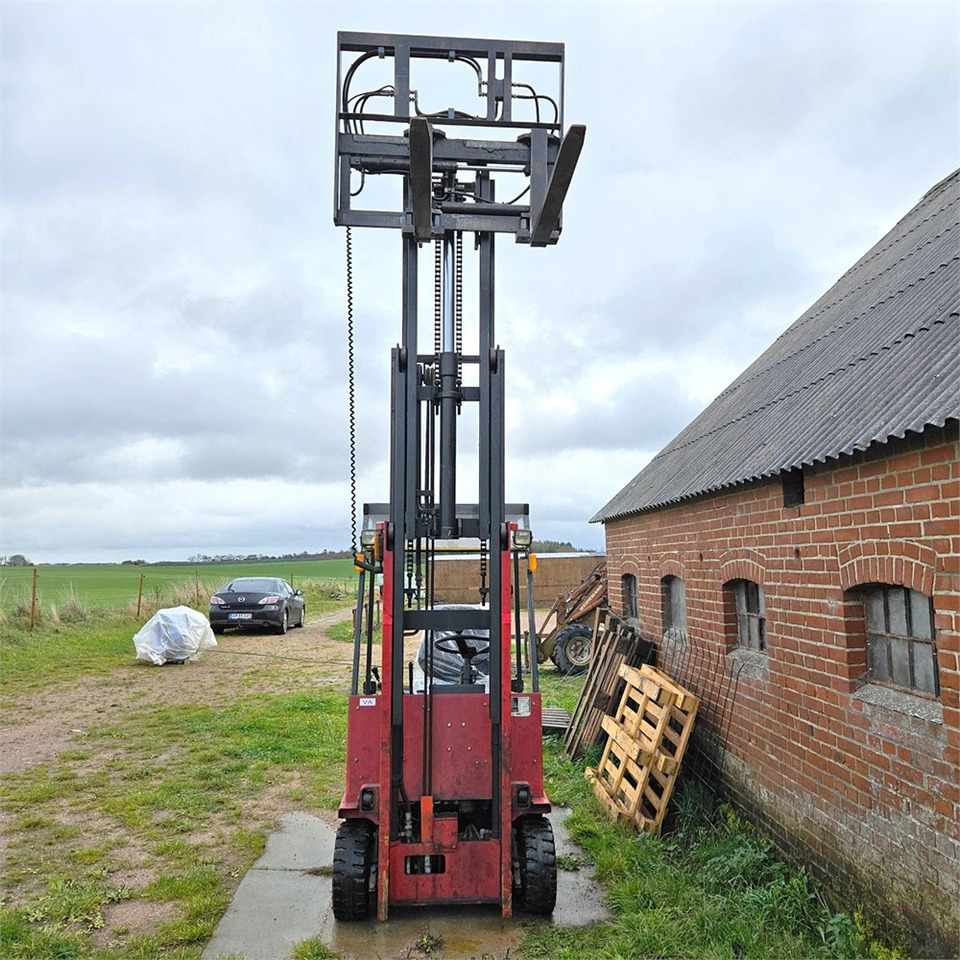 Mitsubishi FBT13 P - رافعة شوكية: صورة 4 Mitsubishi FBT13 P - رافعة شوكية: صورة 4