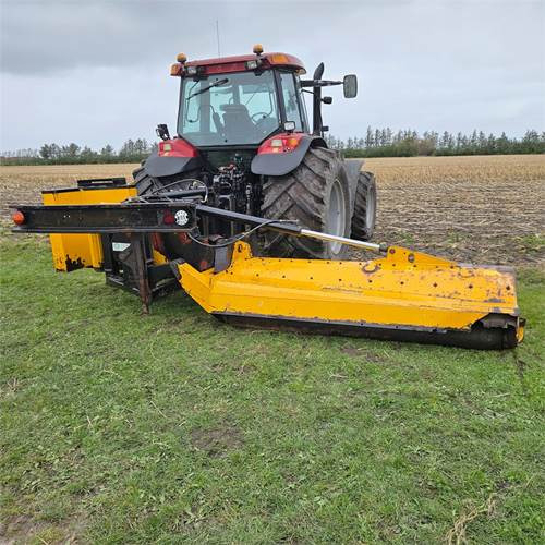 Muthing MU-Maxi/S - معدات تيبيس التبن: صورة 2 Muthing MU-Maxi/S - معدات تيبيس التبن: صورة 2