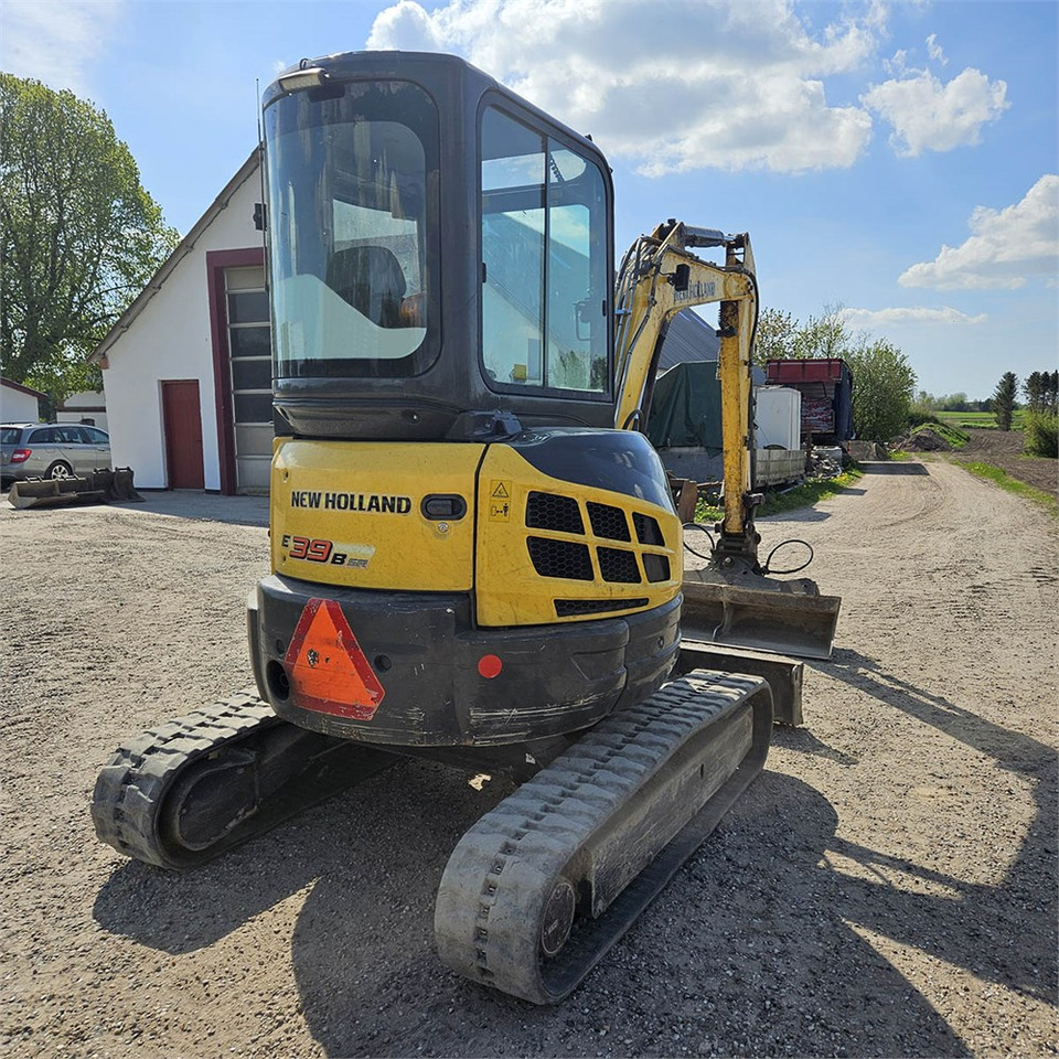 New Holland E39 B - حفارة مُصَّغرة: صورة 5 New Holland E39 B - حفارة مُصَّغرة: صورة 5