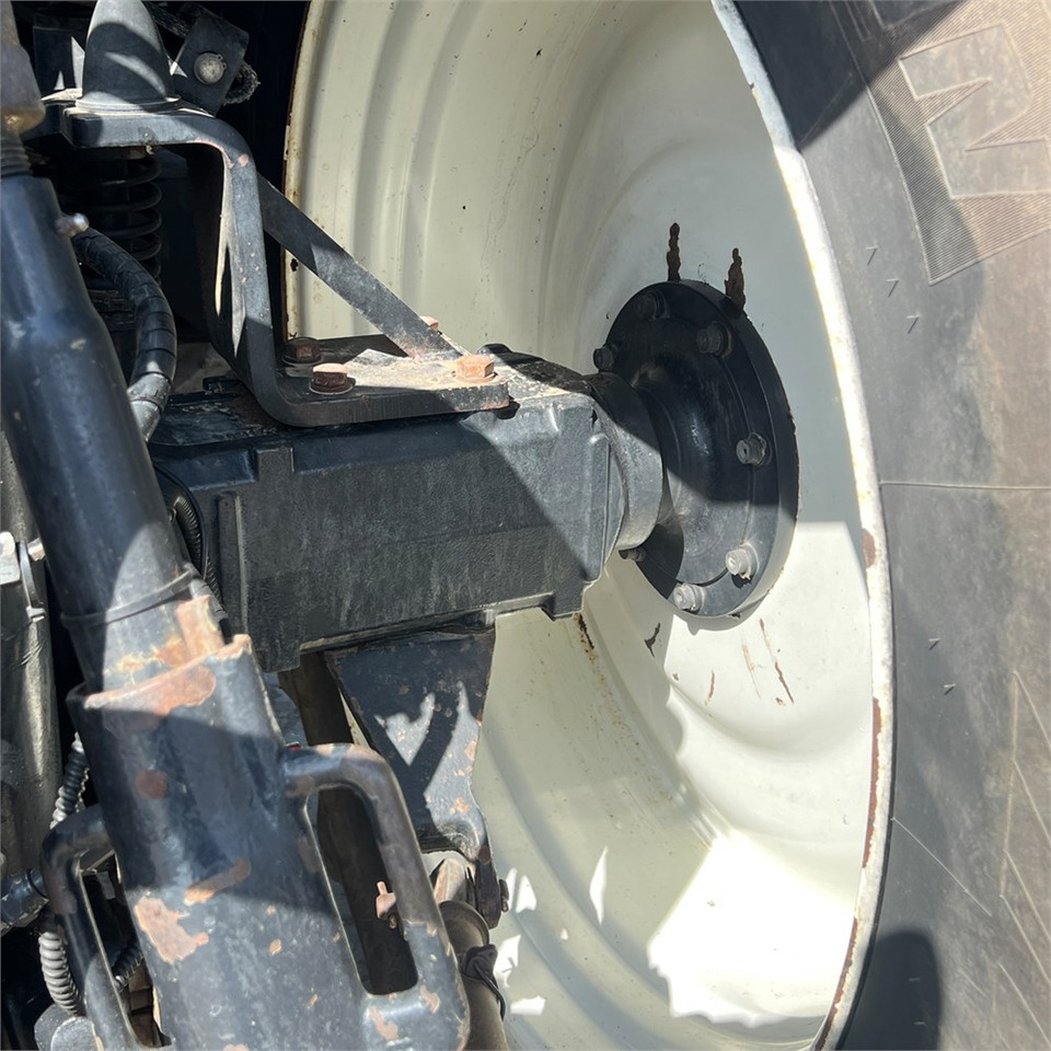 جرار New Holland T6050: صورة 46