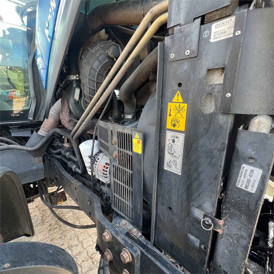 جرار New Holland T6050: صورة 39