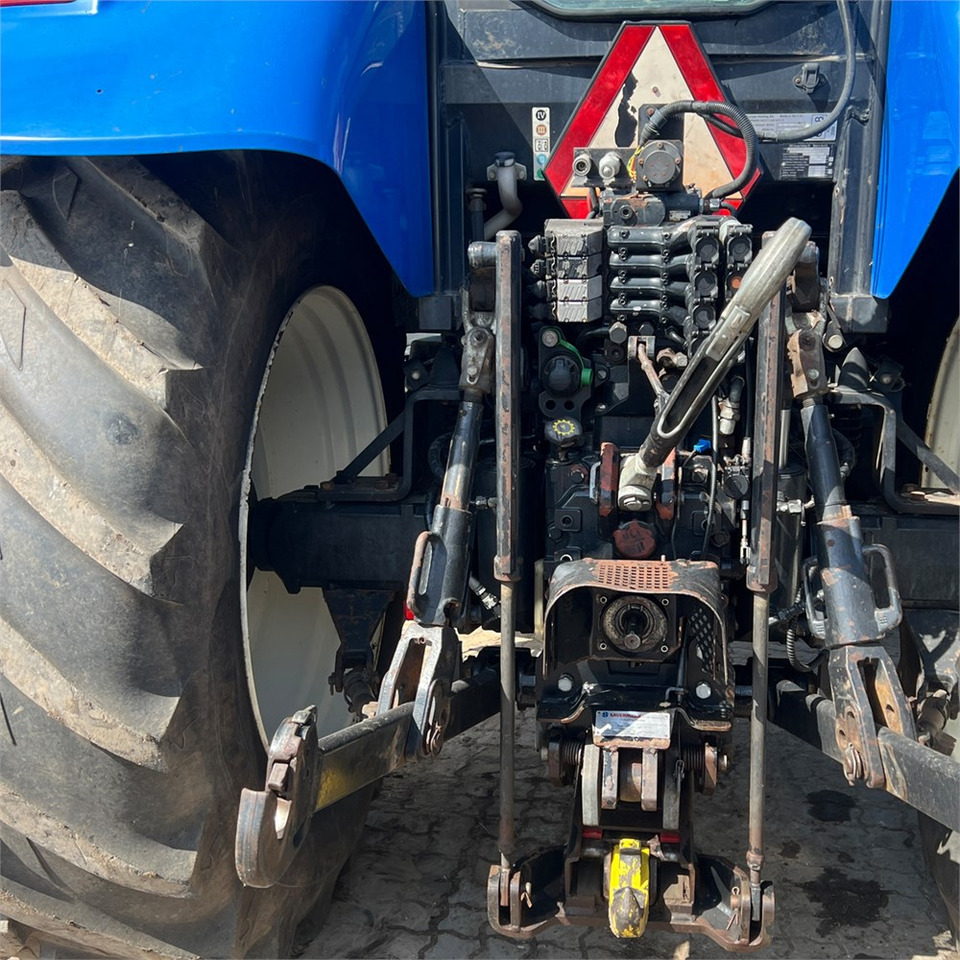 جرار New Holland T6050: صورة 34