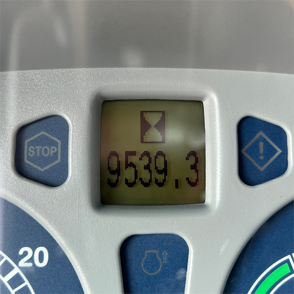 جرار New Holland T6050: صورة 26