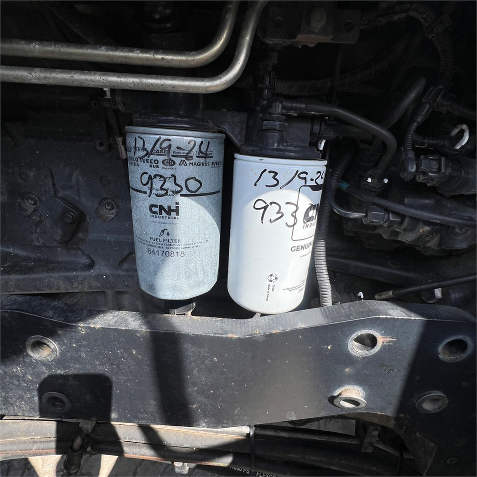 جرار New Holland T6050: صورة 37