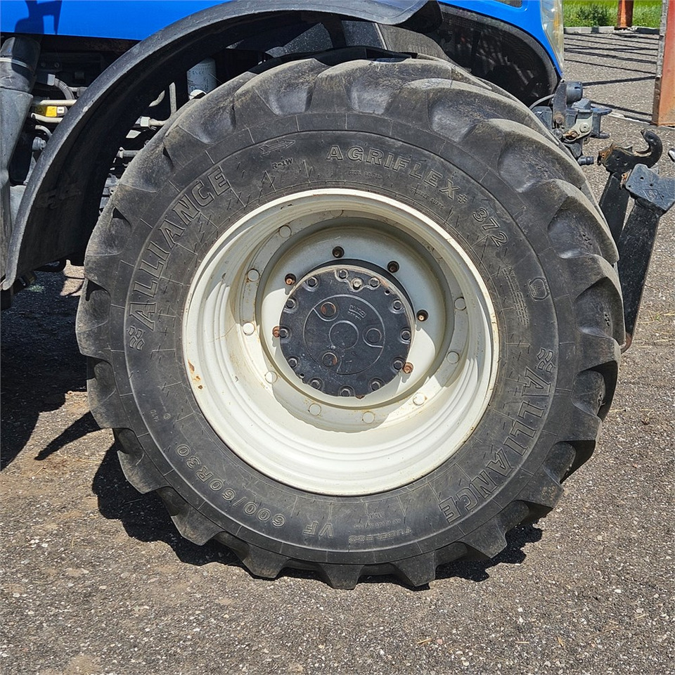 جرار New Holland T7.235 Power Command: صورة 50