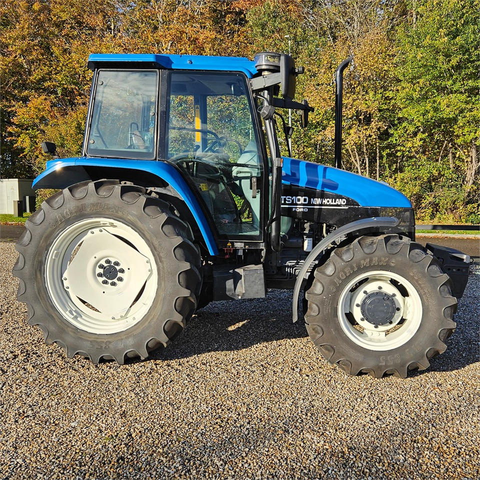 New Holland TS 100 New Holland TS 100: صورة 9 New Holland TS 100 New Holland TS 100: صورة 9