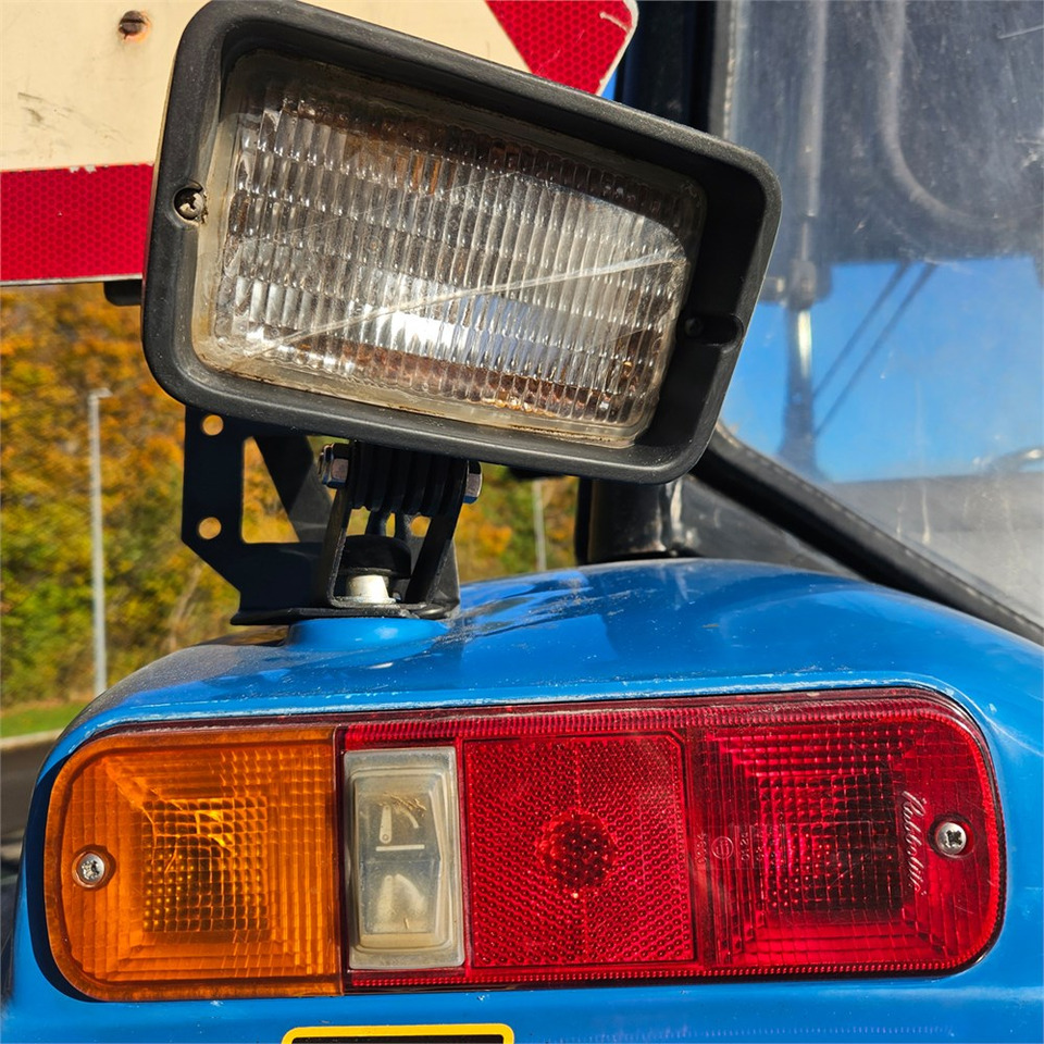 New Holland TS 100 New Holland TS 100: صورة 42 New Holland TS 100 New Holland TS 100: صورة 42