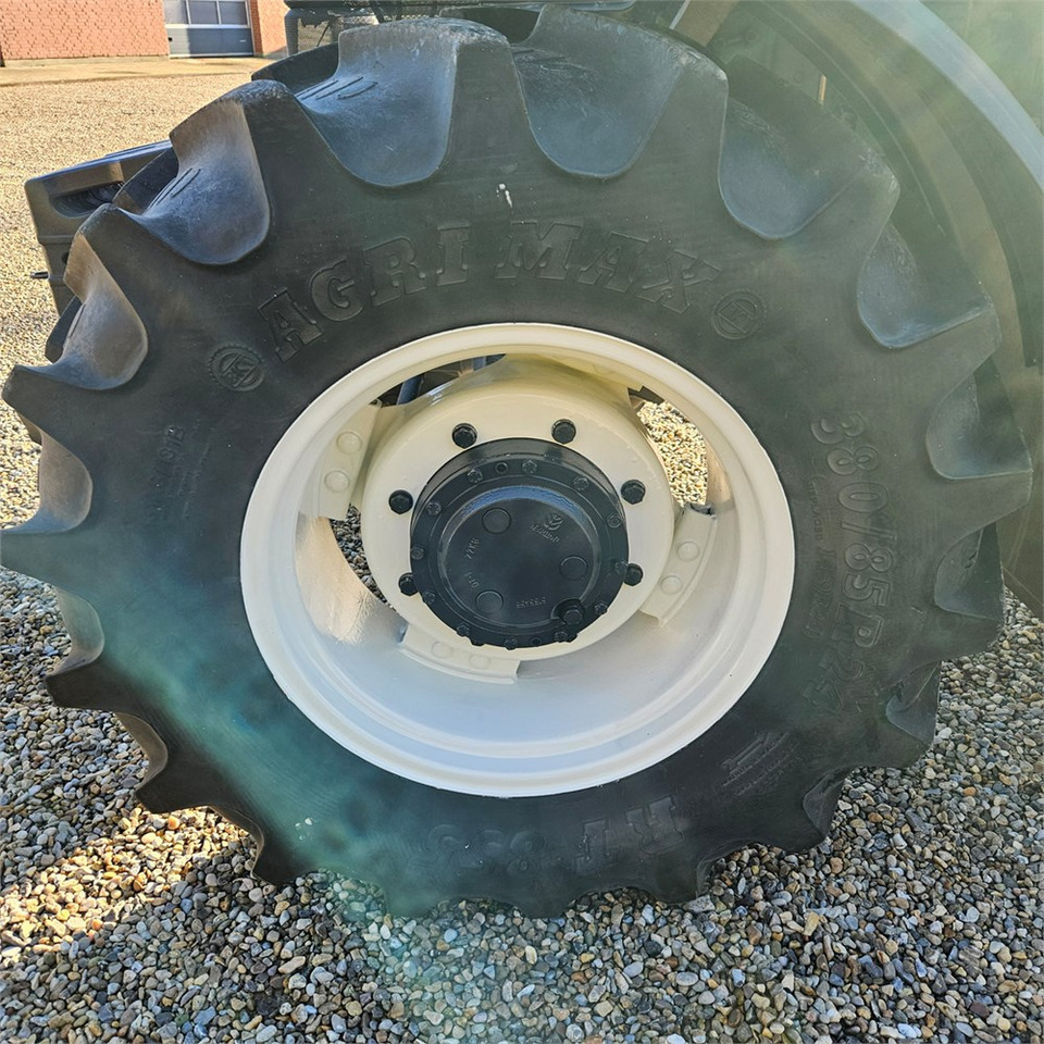 New Holland TS 100 New Holland TS 100: صورة 49 New Holland TS 100 New Holland TS 100: صورة 49