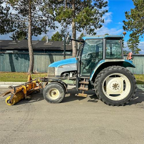 New Holland TS90 - جرار: صورة 5 New Holland TS90 - جرار: صورة 5