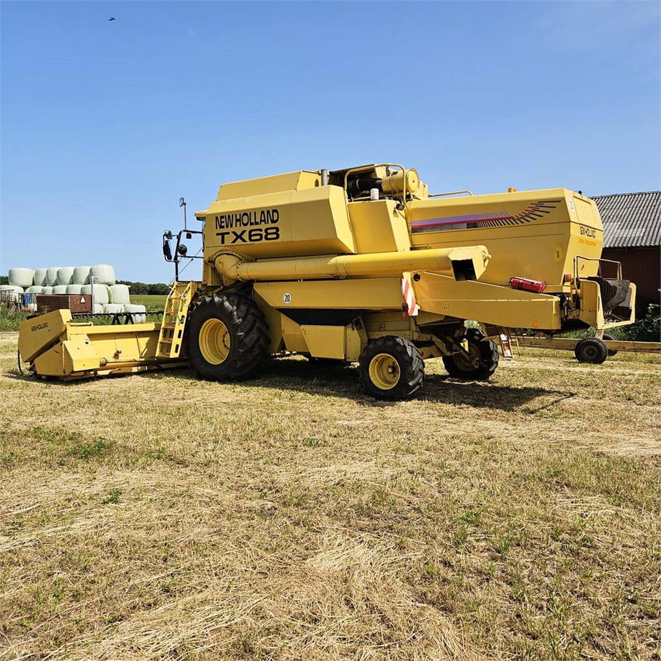 New Holland TX68 - حصادة: صورة 3 New Holland TX68 - حصادة: صورة 3