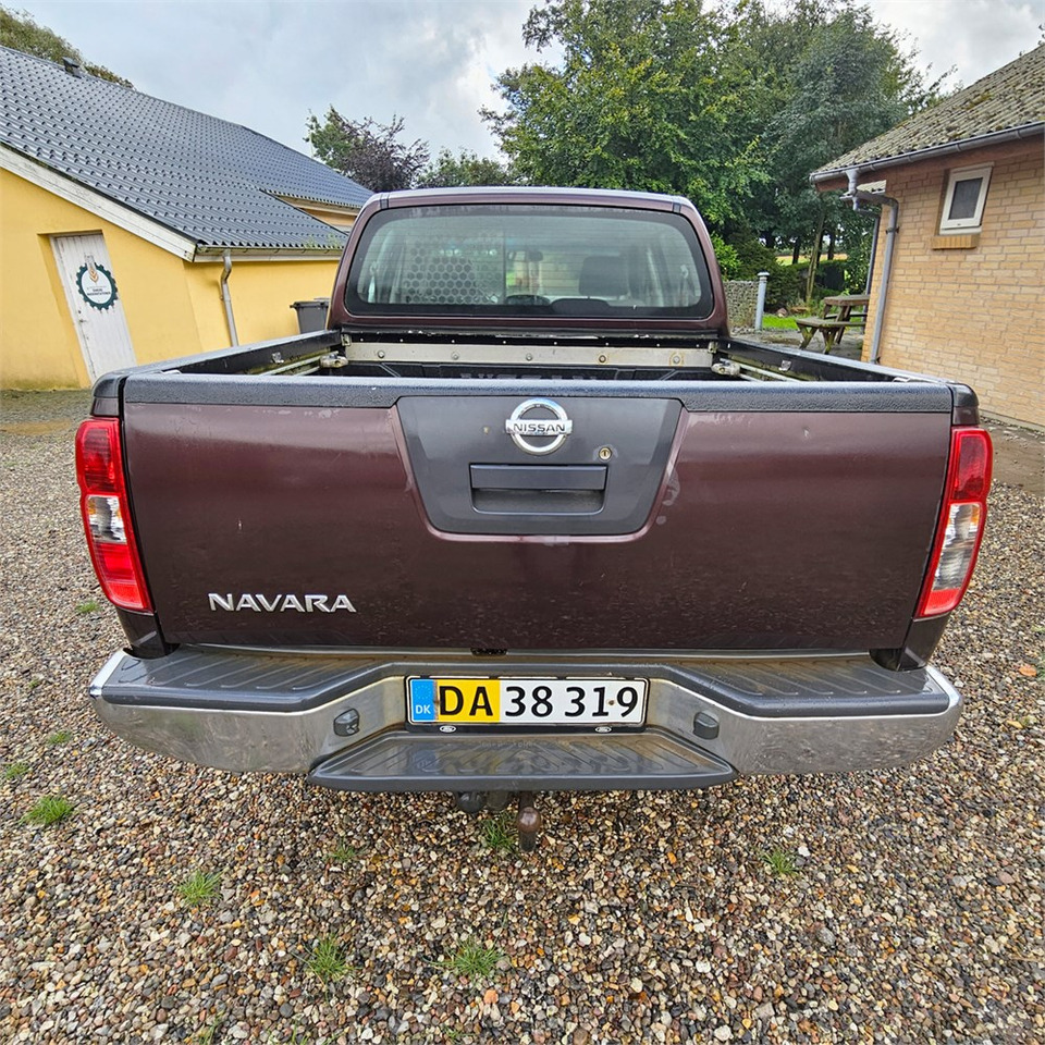 Nissan Navara 2,5 Dci Dc 4wd - شاحنة البيك أب: صورة 4 Nissan Navara 2,5 Dci Dc 4wd - شاحنة البيك أب: صورة 4