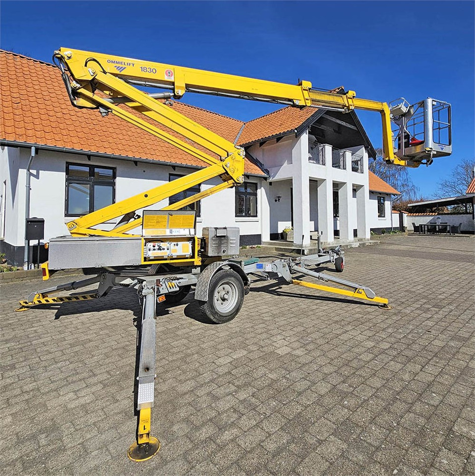 Omme 1830 EBZX - منصة العمل الجوية مقطورة: صورة 1 Omme 1830 EBZX - منصة العمل الجوية مقطورة: صورة 1