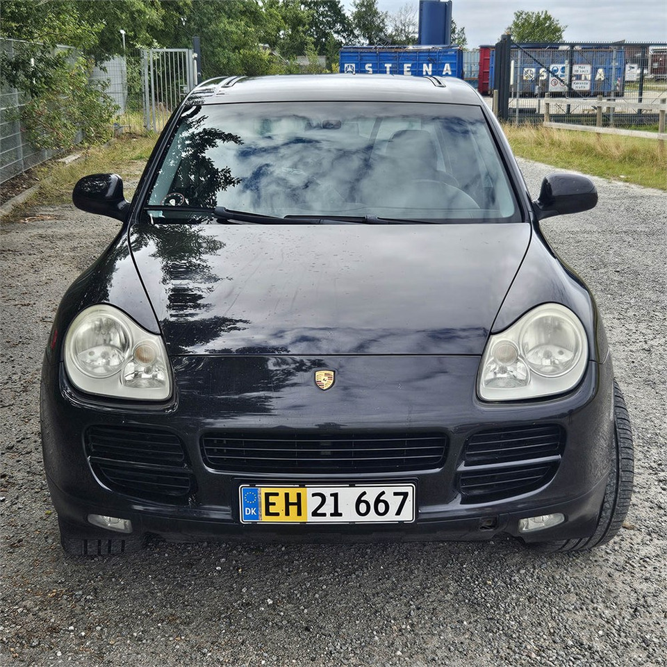Porsche Cayenne S - سيارة دفع رباعي: صورة 2 Porsche Cayenne S - سيارة دفع رباعي: صورة 2