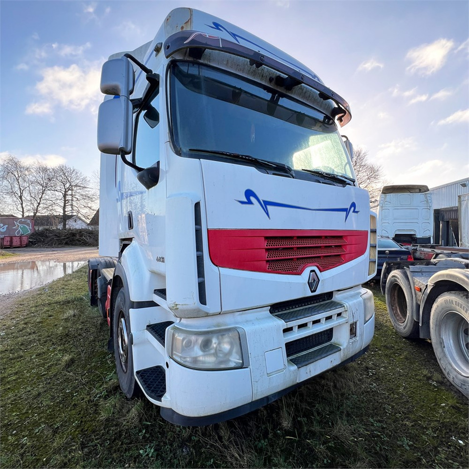 Renault 440 DXI Gigant - وحدة جر: صورة 3 Renault 440 DXI Gigant - وحدة جر: صورة 3