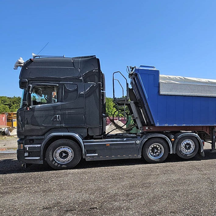 Scania V8 PGR 730 - وحدة جر: صورة 2 Scania V8 PGR 730 - وحدة جر: صورة 2