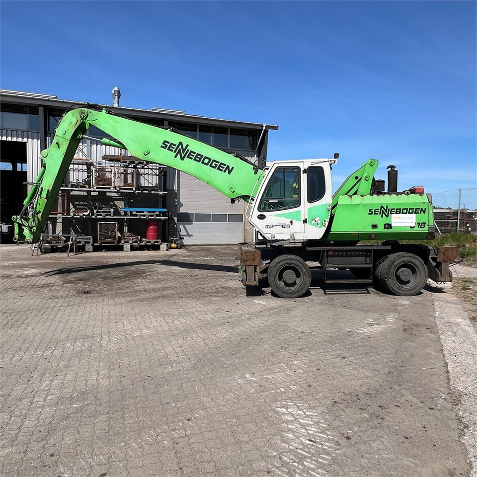 Sennebogen 818 M - معالج النفايات: صورة 3 Sennebogen 818 M - معالج النفايات: صورة 3
