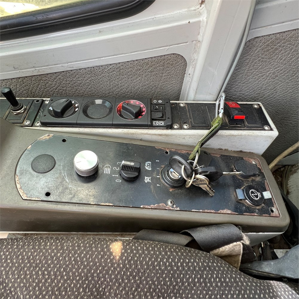 معالج النفايات Sennebogen 818 M: صورة 28 معالج النفايات Sennebogen 818 M: صورة 28