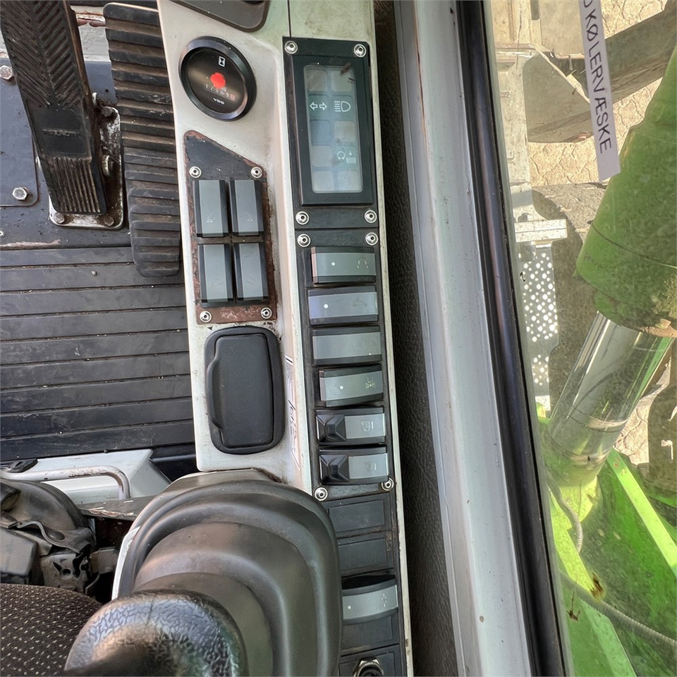 معالج النفايات Sennebogen 818 M: صورة 27 معالج النفايات Sennebogen 818 M: صورة 27