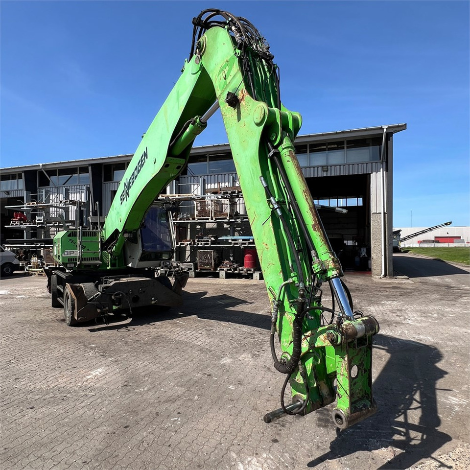 معالج النفايات Sennebogen 818 M: صورة 18 معالج النفايات Sennebogen 818 M: صورة 18