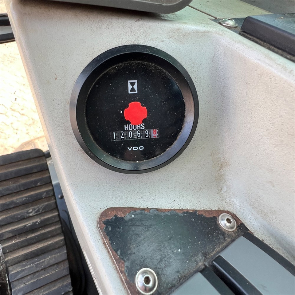 معالج النفايات Sennebogen 818 M: صورة 26 معالج النفايات Sennebogen 818 M: صورة 26