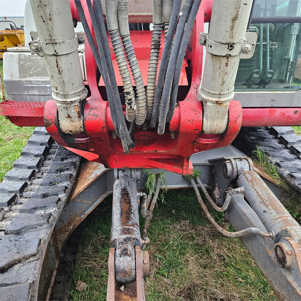 حفار زحاف Takeuchi TB1140: صورة 25