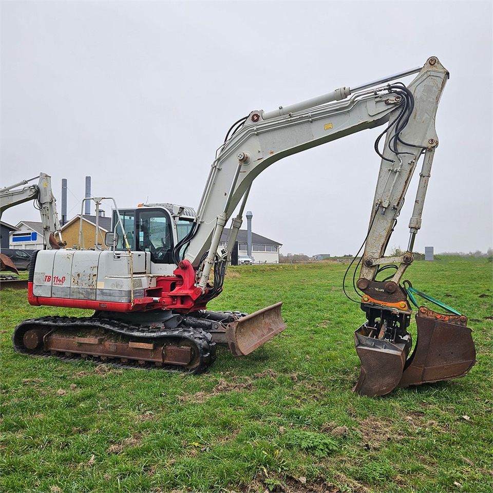 حفار زحاف Takeuchi TB1140: صورة 7