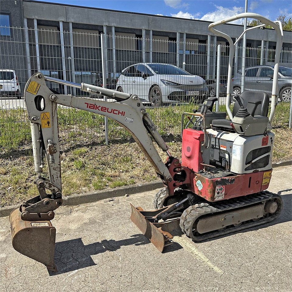 Takeuchi TB210 R - حفارة مُصَّغرة: صورة 1 Takeuchi TB210 R - حفارة مُصَّغرة: صورة 1