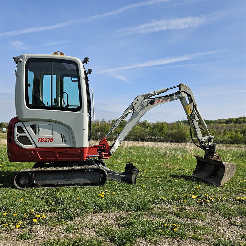 Takeuchi TB216 - حفارة مُصَّغرة: صورة 4 Takeuchi TB216 - حفارة مُصَّغرة: صورة 4