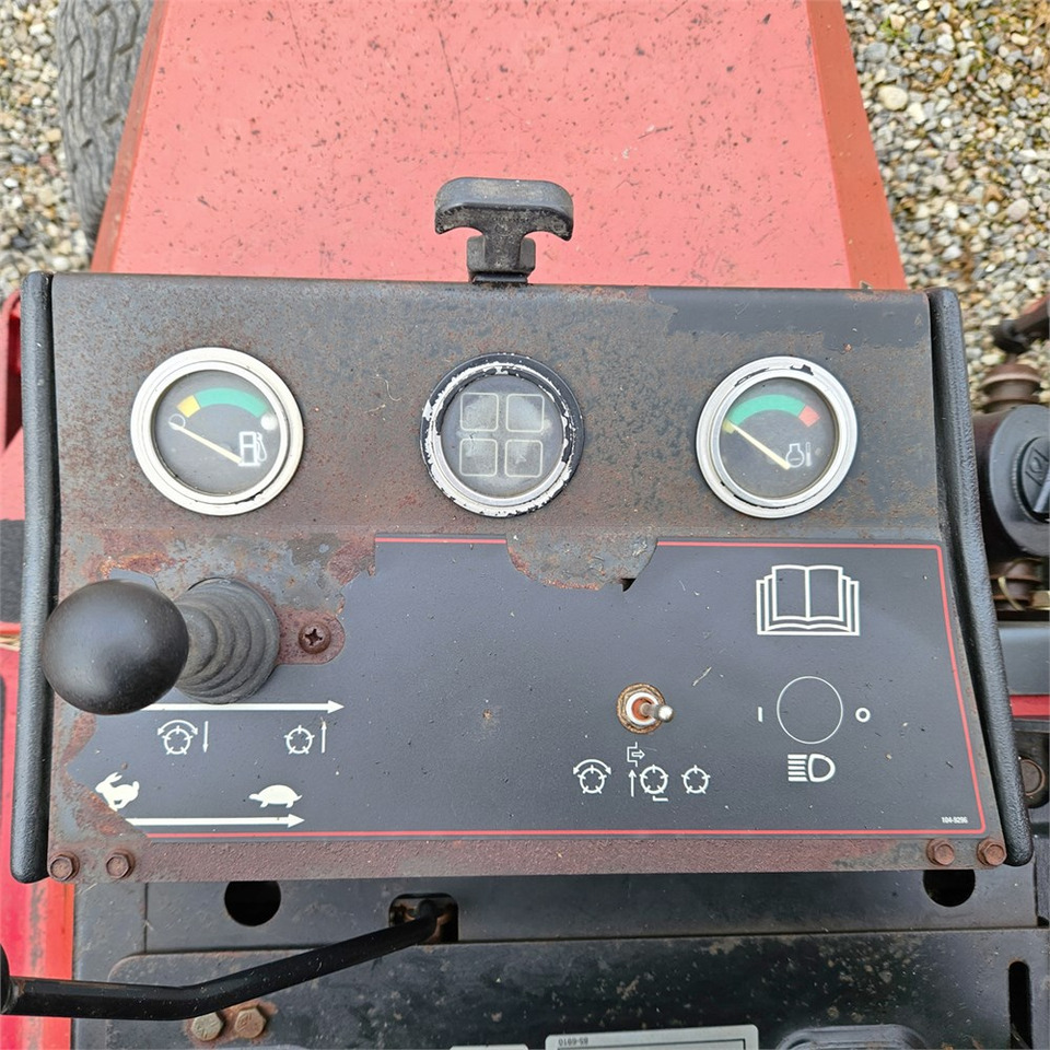 جزازة أعشاب الحدائق Toro Reelmaster 6500 D: صورة 10 جزازة أعشاب الحدائق Toro Reelmaster 6500 D: صورة 10
