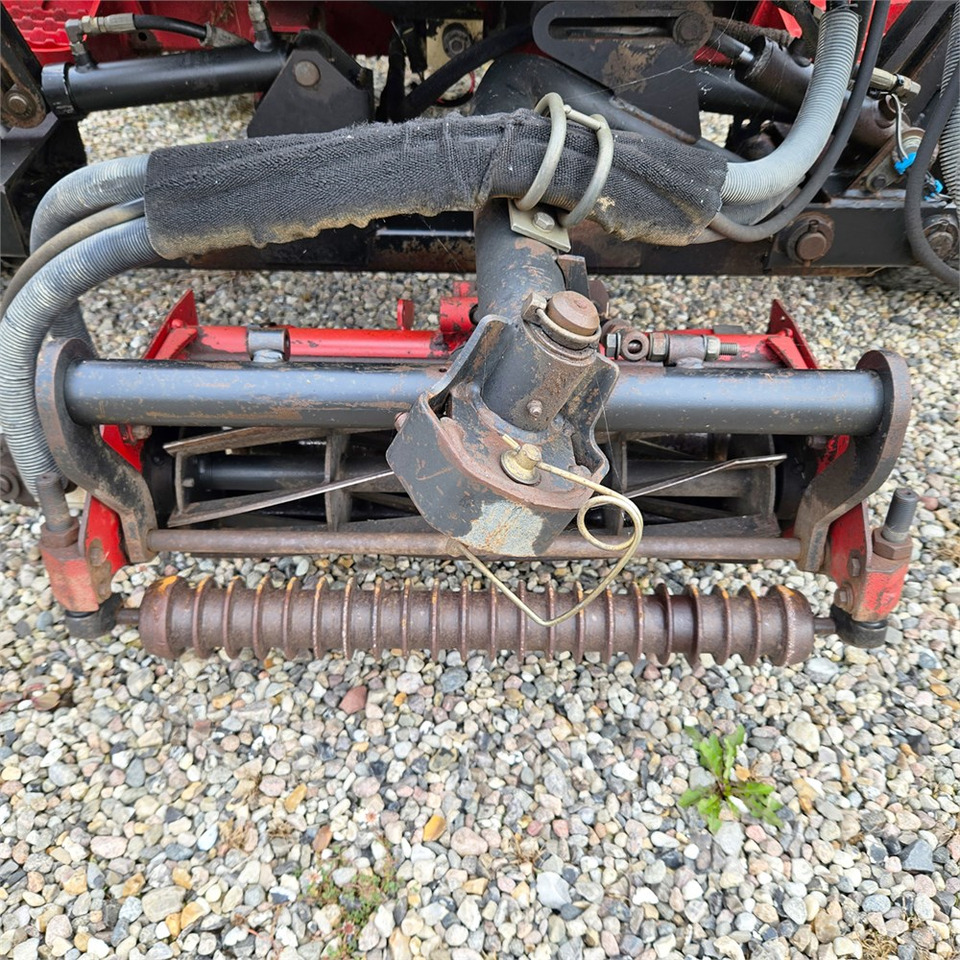 جزازة أعشاب الحدائق Toro Reelmaster 6500 D: صورة 15 جزازة أعشاب الحدائق Toro Reelmaster 6500 D: صورة 15