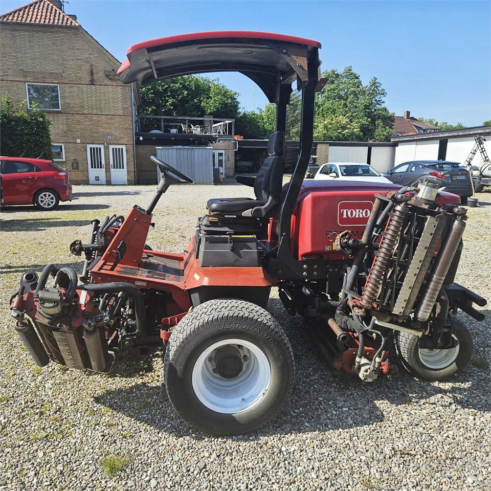 Toro Reelmaster 6700-D - جزازة أعشاب الحدائق: صورة 5 Toro Reelmaster 6700-D - جزازة أعشاب الحدائق: صورة 5