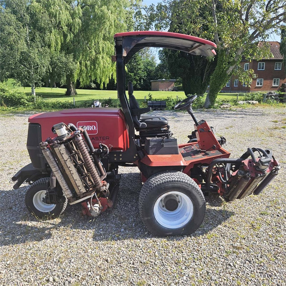 Toro Reelmaster 6700-D - جزازة أعشاب الحدائق: صورة 3 Toro Reelmaster 6700-D - جزازة أعشاب الحدائق: صورة 3