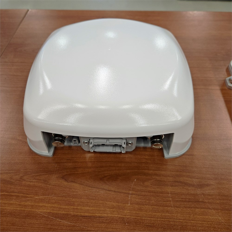 Trimble Nav-900 III receiver and controller type: 48036776 - جرار: صورة 3 Trimble Nav-900 III receiver and controller type: 48036776 - جرار: صورة 3