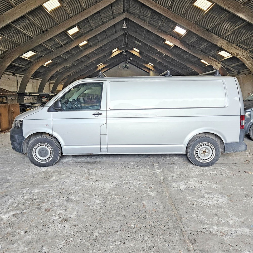 VW Transporter 2,0 Tdi - فان المدمجة: صورة 2 VW Transporter 2,0 Tdi - فان المدمجة: صورة 2