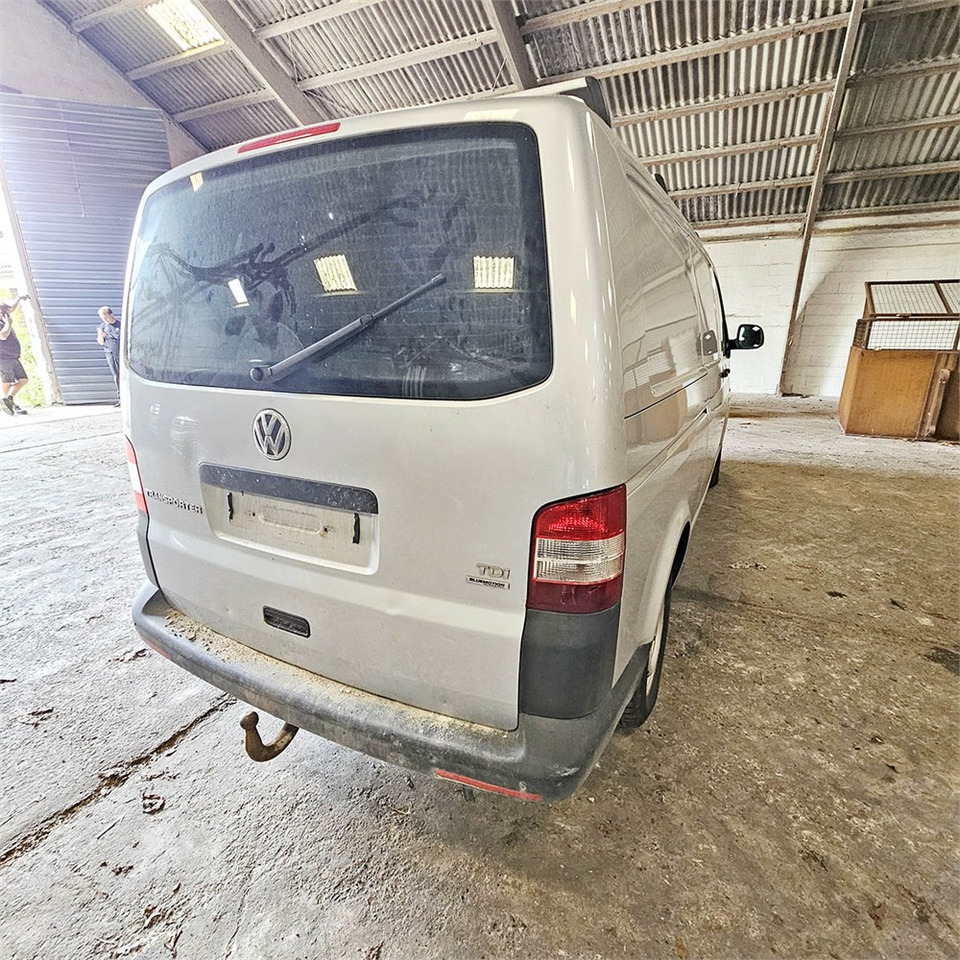 VW Transporter 2,0 Tdi - فان المدمجة: صورة 5 VW Transporter 2,0 Tdi - فان المدمجة: صورة 5