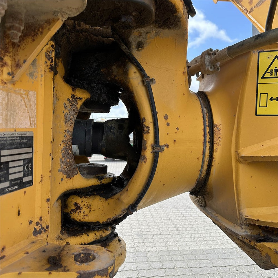 شاحنة قلاب مفصلية Volvo A30 G: صورة 30