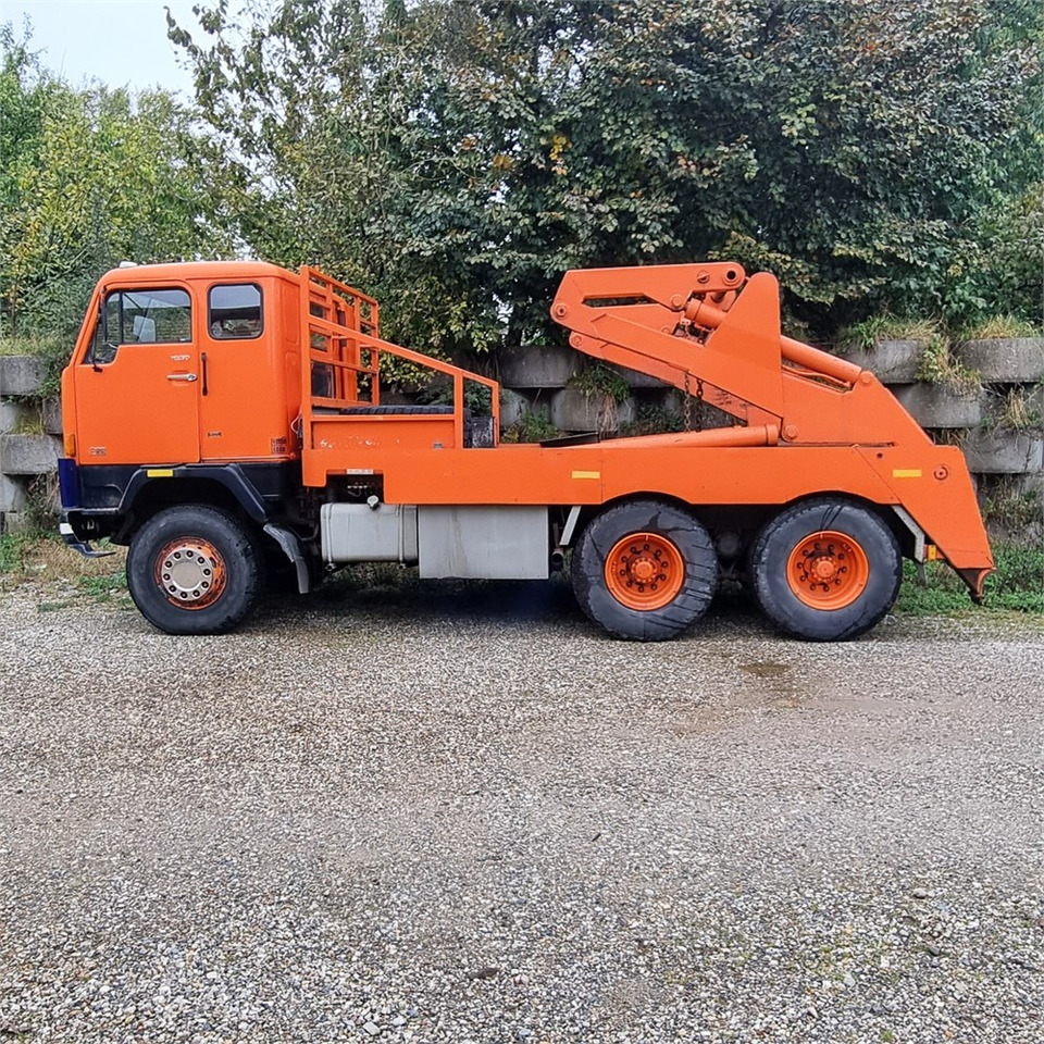 Volvo F 88 - شاحنة نقل المخلفات: صورة 2 Volvo F 88 - شاحنة نقل المخلفات: صورة 2