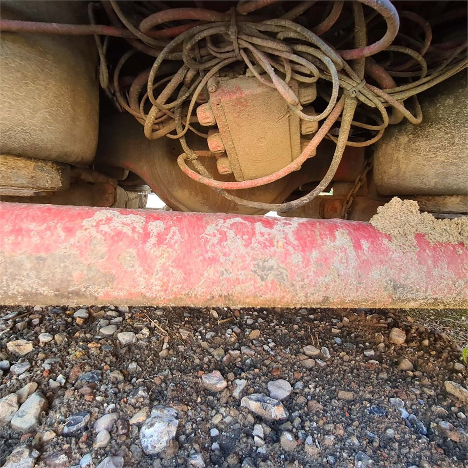 شاحنة - نظام الكابلات Volvo FL612: صورة 38 شاحنة - نظام الكابلات Volvo FL612: صورة 38